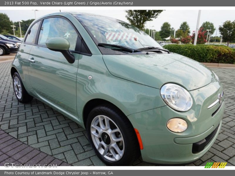 Verde Chiaro (Light Green) / Grigio/Avorio (Gray/Ivory) 2013 Fiat 500 Pop