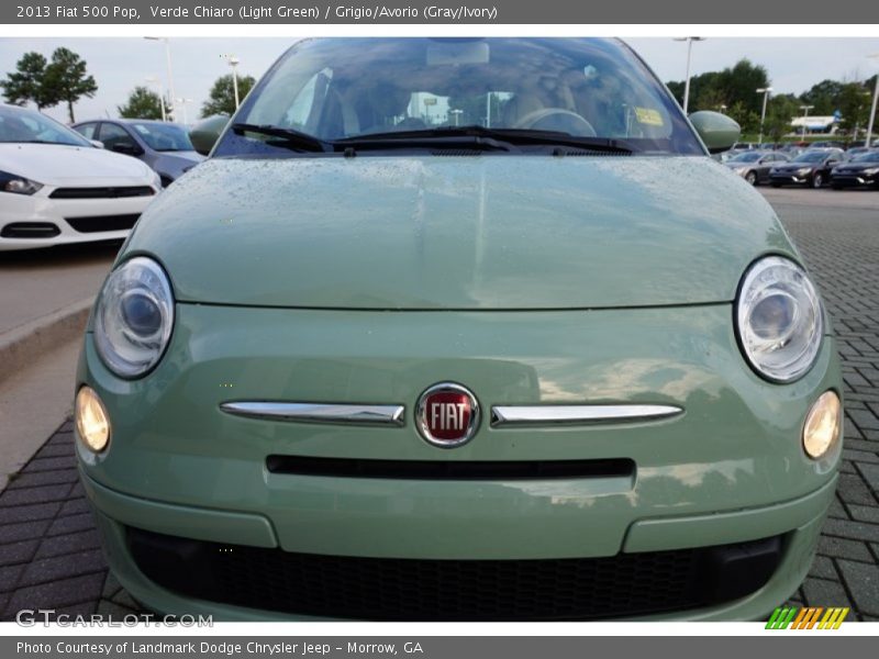 Verde Chiaro (Light Green) / Grigio/Avorio (Gray/Ivory) 2013 Fiat 500 Pop