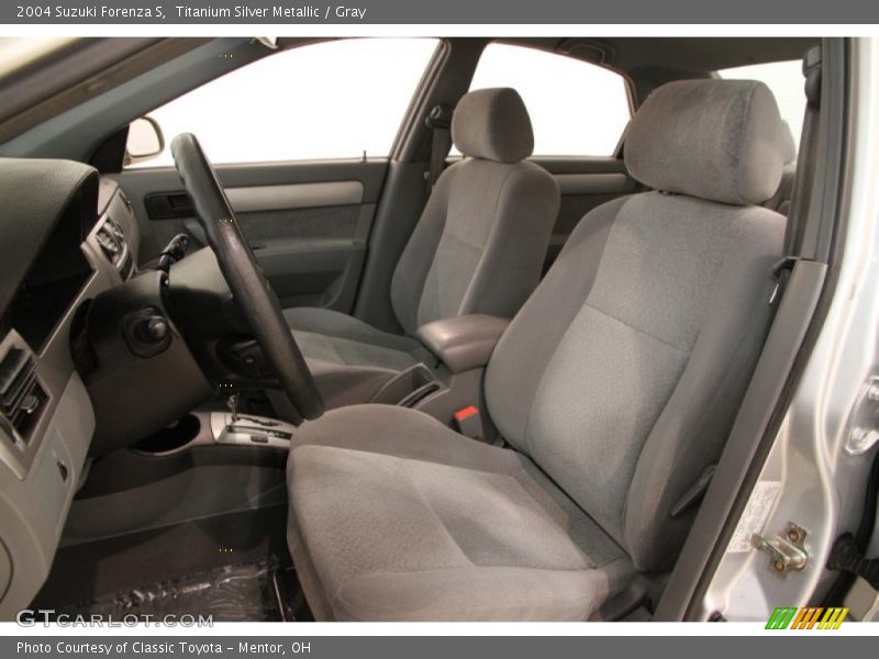 Front Seat of 2004 Forenza S