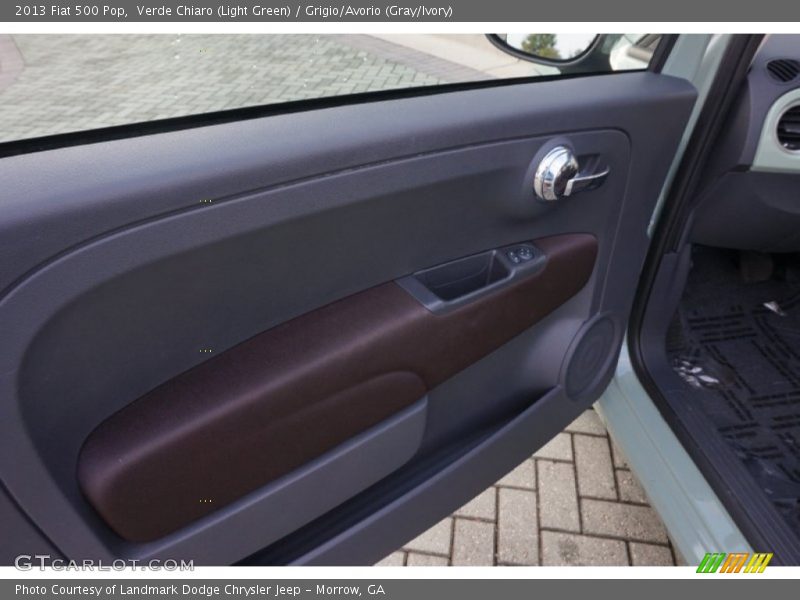 Verde Chiaro (Light Green) / Grigio/Avorio (Gray/Ivory) 2013 Fiat 500 Pop