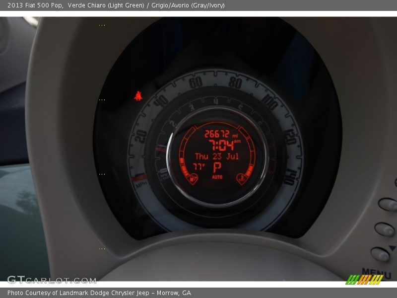 Verde Chiaro (Light Green) / Grigio/Avorio (Gray/Ivory) 2013 Fiat 500 Pop