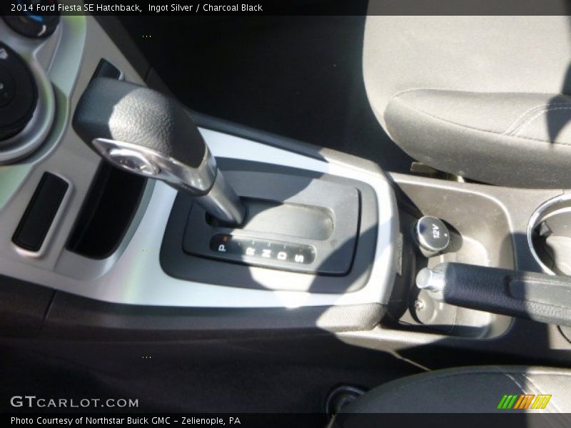 Ingot Silver / Charcoal Black 2014 Ford Fiesta SE Hatchback