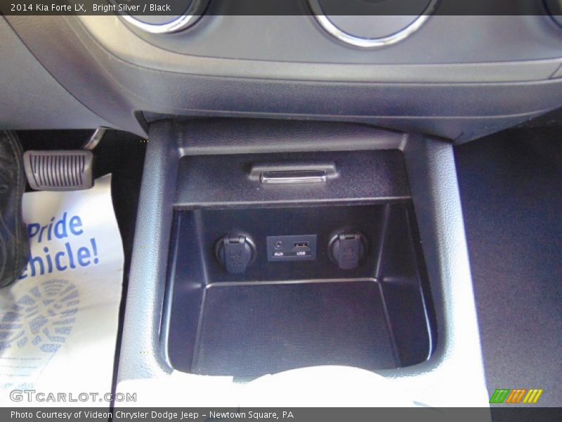 Bright Silver / Black 2014 Kia Forte LX