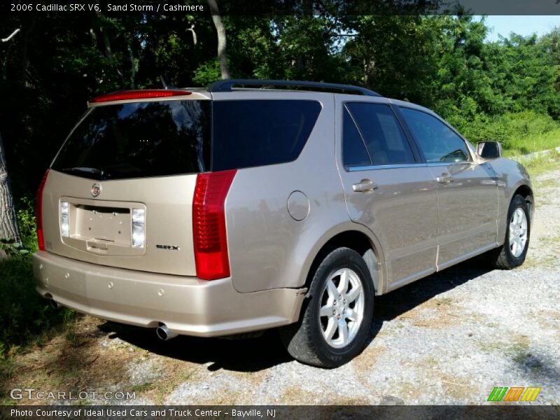 Sand Storm / Cashmere 2006 Cadillac SRX V6