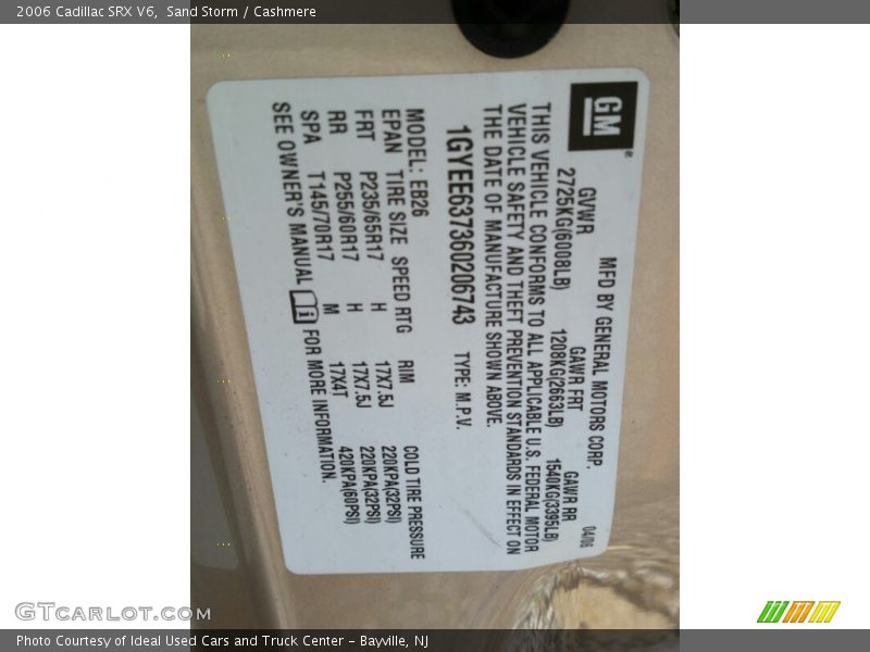 Sand Storm / Cashmere 2006 Cadillac SRX V6
