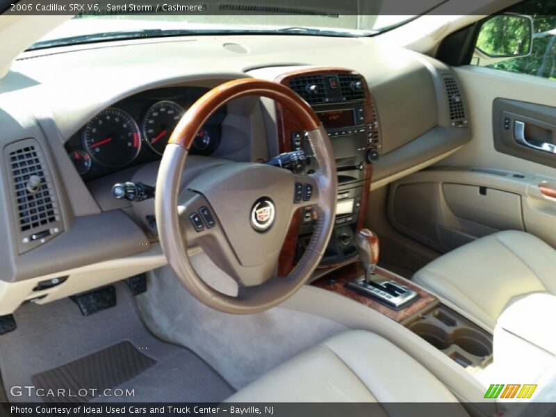 Sand Storm / Cashmere 2006 Cadillac SRX V6