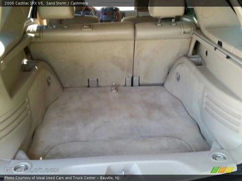 Sand Storm / Cashmere 2006 Cadillac SRX V6