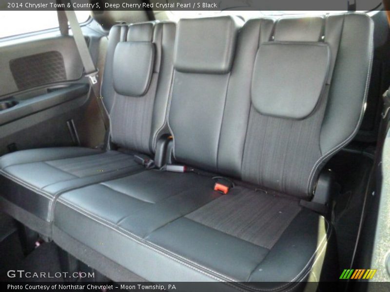 Deep Cherry Red Crystal Pearl / S Black 2014 Chrysler Town & Country S