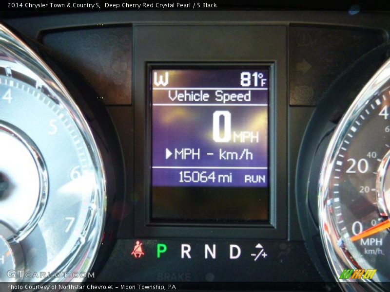 Deep Cherry Red Crystal Pearl / S Black 2014 Chrysler Town & Country S
