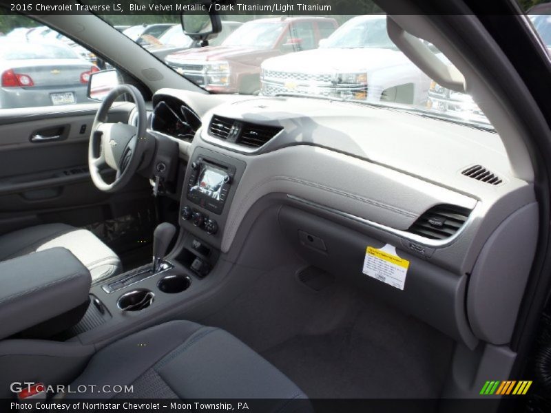 Blue Velvet Metallic / Dark Titanium/Light Titanium 2016 Chevrolet Traverse LS