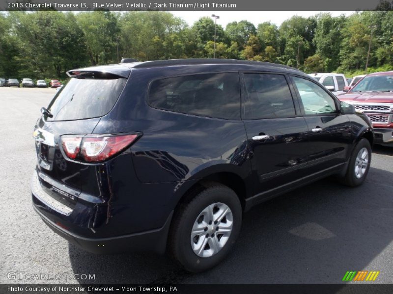 Blue Velvet Metallic / Dark Titanium/Light Titanium 2016 Chevrolet Traverse LS
