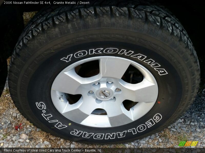 Granite Metallic / Desert 2006 Nissan Pathfinder SE 4x4