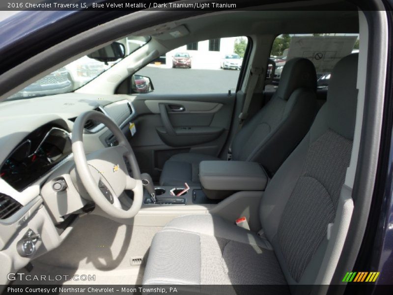 Blue Velvet Metallic / Dark Titanium/Light Titanium 2016 Chevrolet Traverse LS