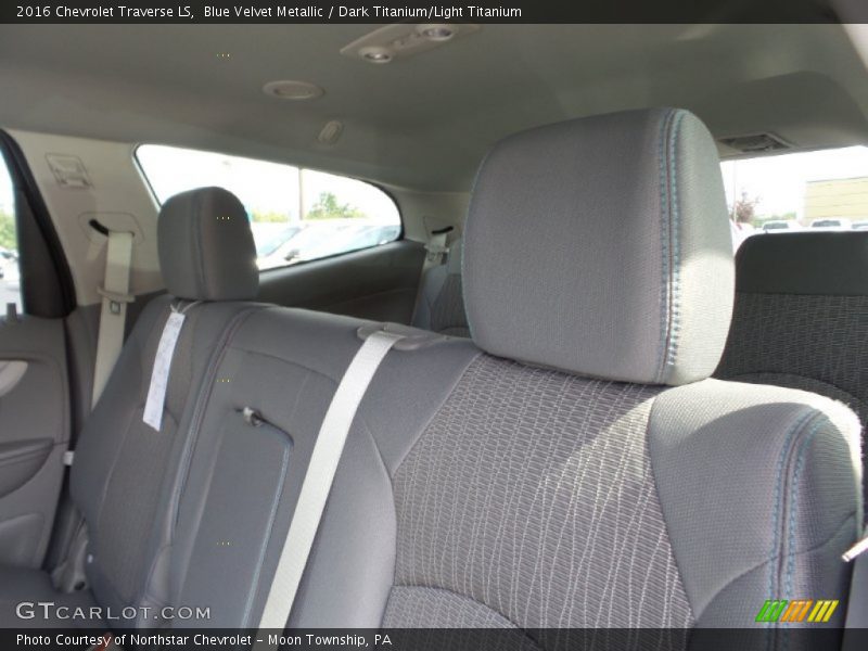 Blue Velvet Metallic / Dark Titanium/Light Titanium 2016 Chevrolet Traverse LS