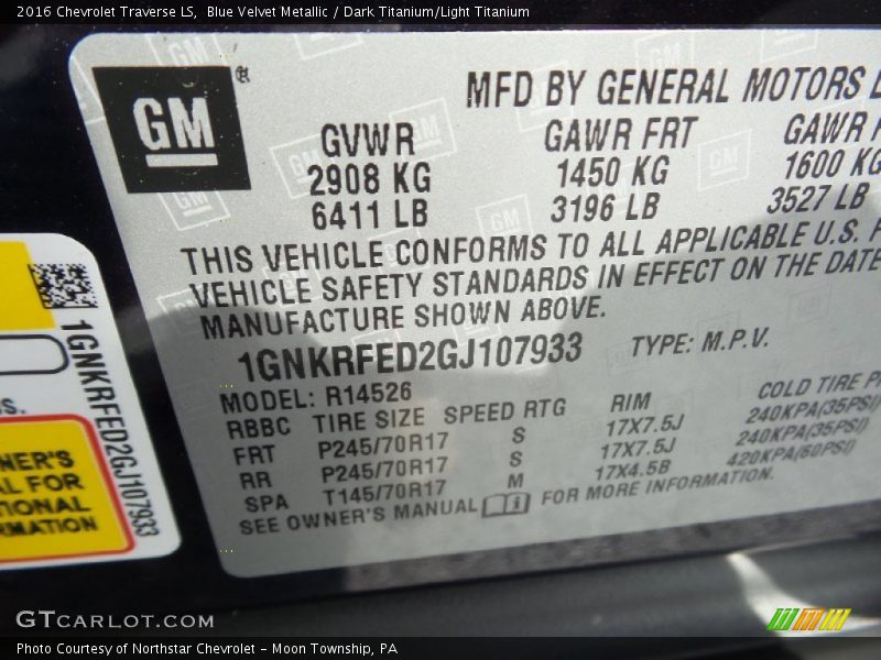 Blue Velvet Metallic / Dark Titanium/Light Titanium 2016 Chevrolet Traverse LS