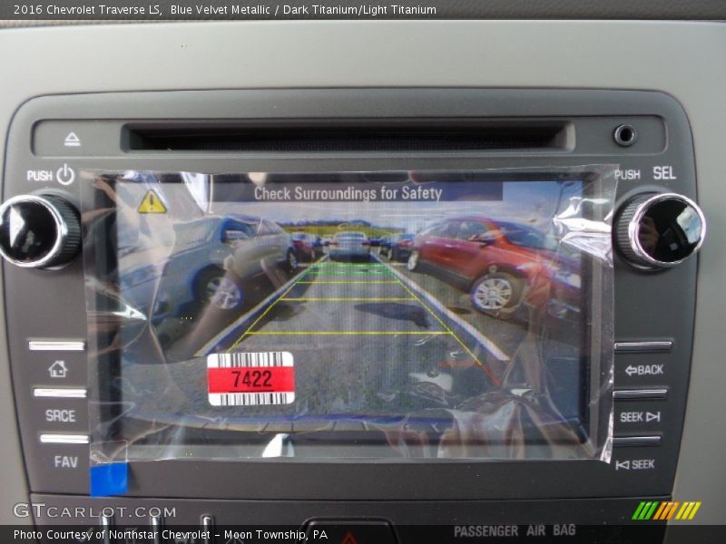 Blue Velvet Metallic / Dark Titanium/Light Titanium 2016 Chevrolet Traverse LS