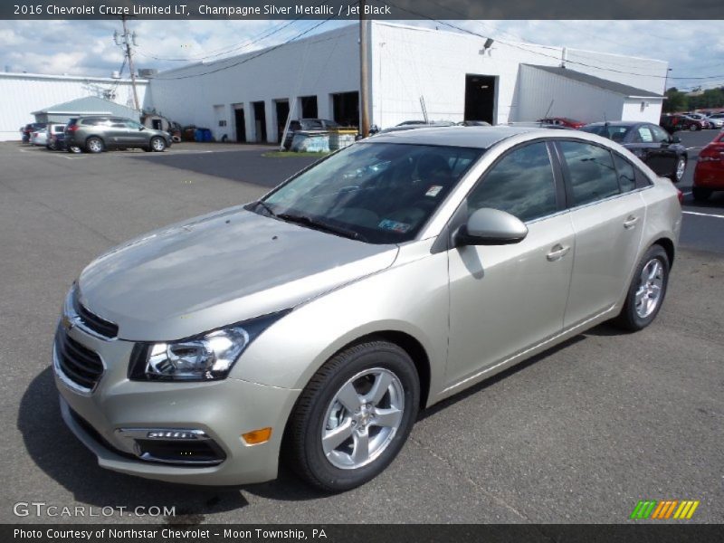 Champagne Silver Metallic / Jet Black 2016 Chevrolet Cruze Limited LT