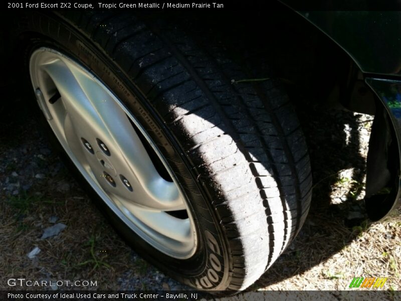 Tropic Green Metallic / Medium Prairie Tan 2001 Ford Escort ZX2 Coupe