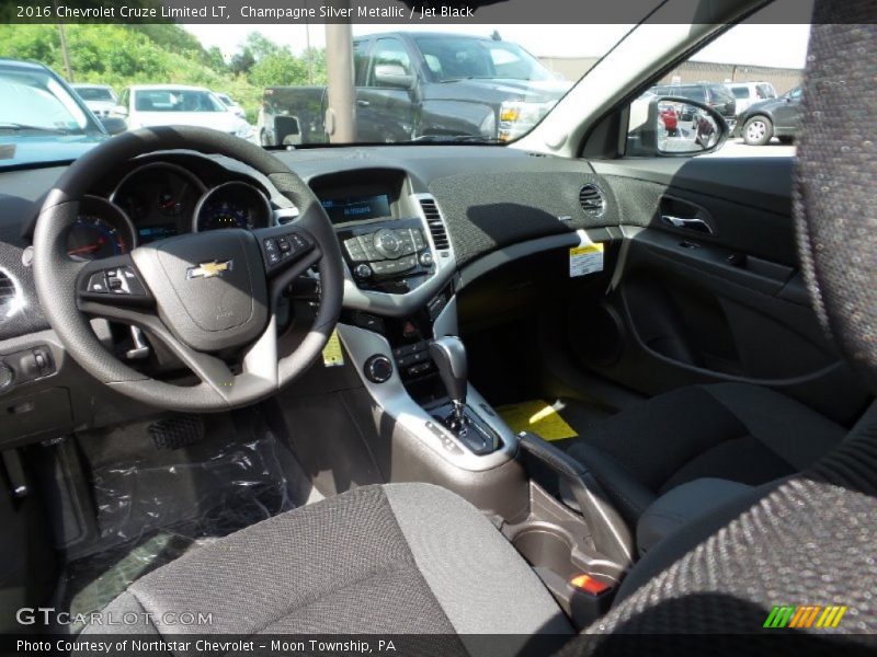 Champagne Silver Metallic / Jet Black 2016 Chevrolet Cruze Limited LT