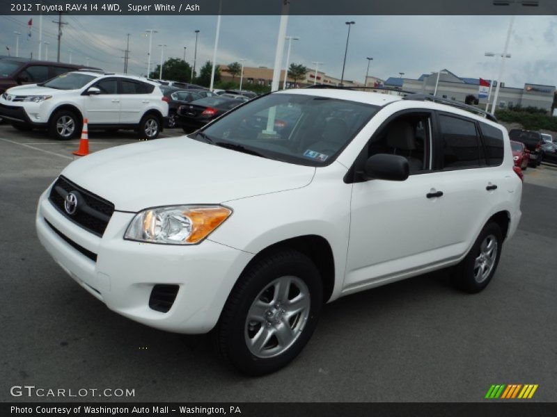 Super White / Ash 2012 Toyota RAV4 I4 4WD