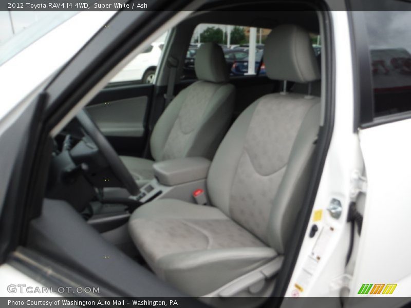 Super White / Ash 2012 Toyota RAV4 I4 4WD