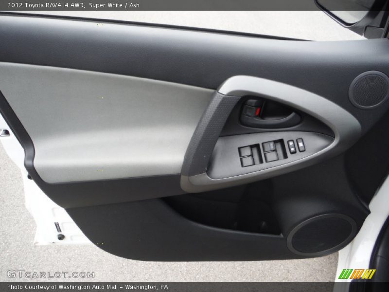 Super White / Ash 2012 Toyota RAV4 I4 4WD