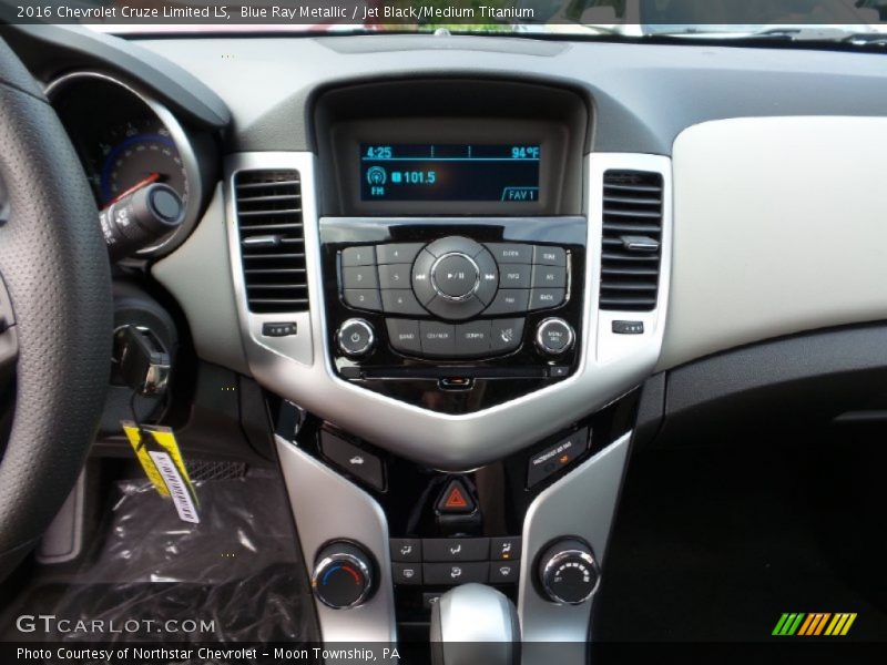 Blue Ray Metallic / Jet Black/Medium Titanium 2016 Chevrolet Cruze Limited LS
