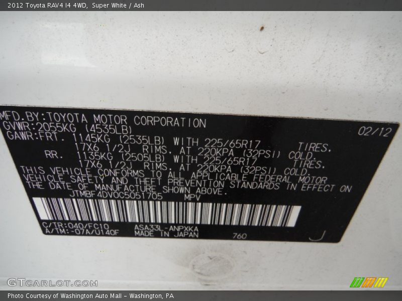 Super White / Ash 2012 Toyota RAV4 I4 4WD
