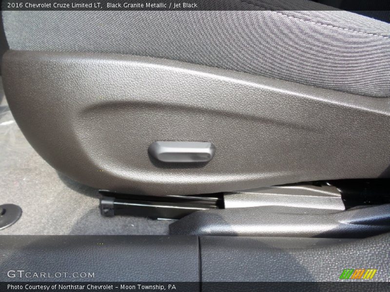 Black Granite Metallic / Jet Black 2016 Chevrolet Cruze Limited LT