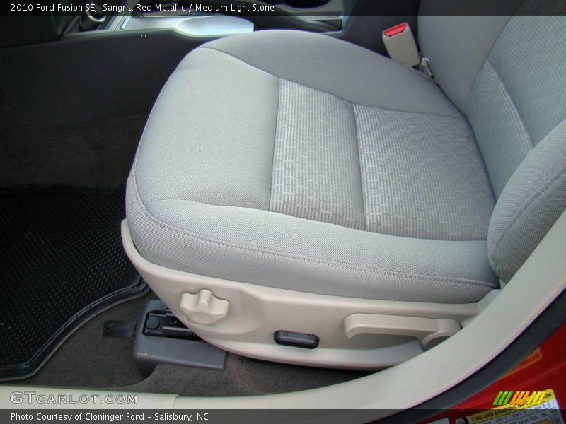 Sangria Red Metallic / Medium Light Stone 2010 Ford Fusion SE