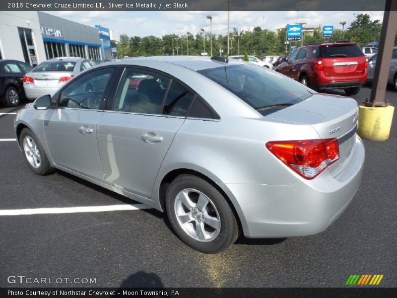 Silver Ice Metallic / Jet Black 2016 Chevrolet Cruze Limited LT