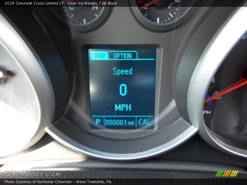 Silver Ice Metallic / Jet Black 2016 Chevrolet Cruze Limited LT