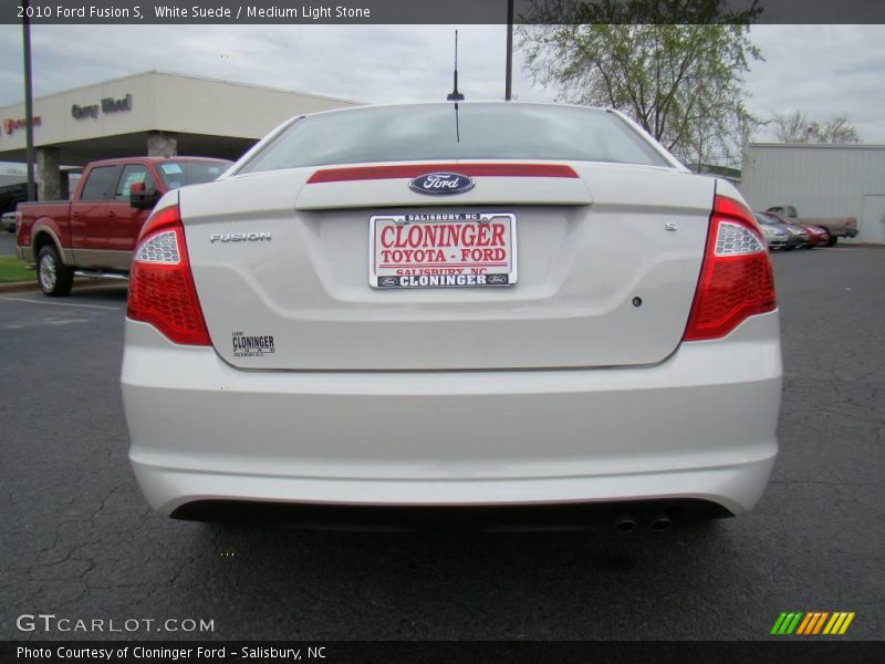White Suede / Medium Light Stone 2010 Ford Fusion S