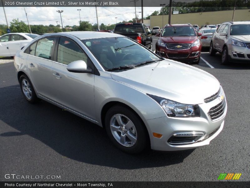 Silver Ice Metallic / Jet Black 2016 Chevrolet Cruze Limited LT