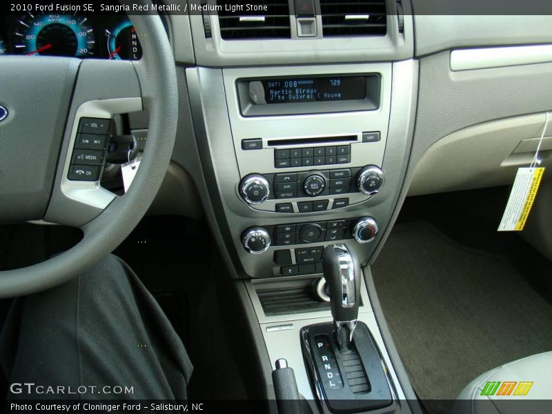 Sangria Red Metallic / Medium Light Stone 2010 Ford Fusion SE