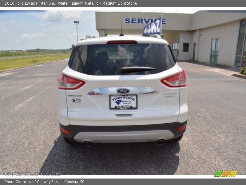 White Platinum Metallic / Medium Light Stone 2016 Ford Escape Titanium