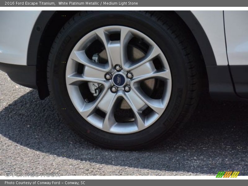 White Platinum Metallic / Medium Light Stone 2016 Ford Escape Titanium
