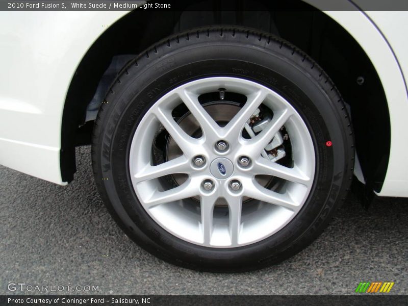 White Suede / Medium Light Stone 2010 Ford Fusion S