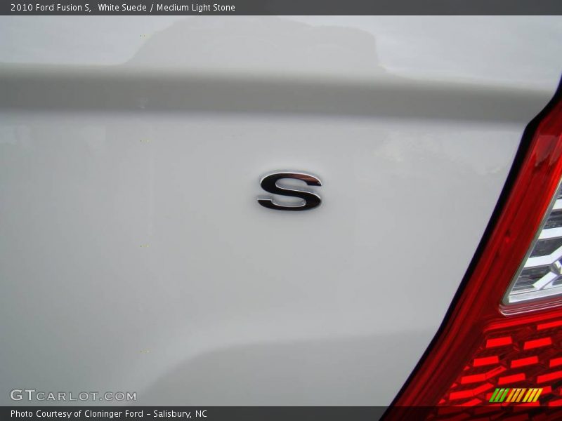 White Suede / Medium Light Stone 2010 Ford Fusion S
