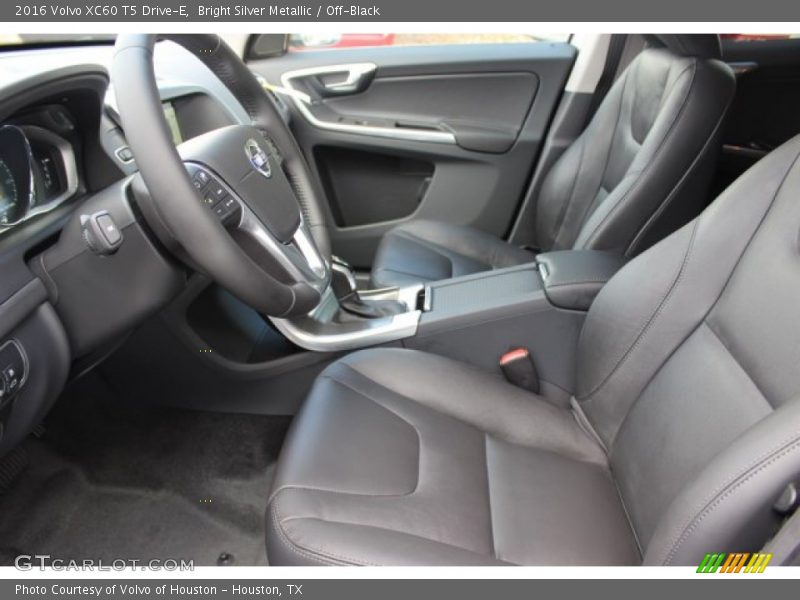 Bright Silver Metallic / Off-Black 2016 Volvo XC60 T5 Drive-E