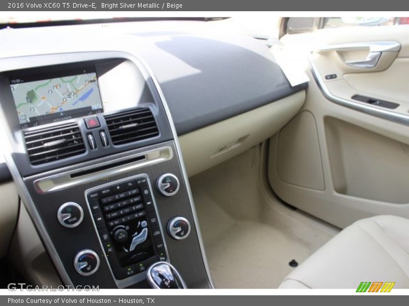 Bright Silver Metallic / Beige 2016 Volvo XC60 T5 Drive-E