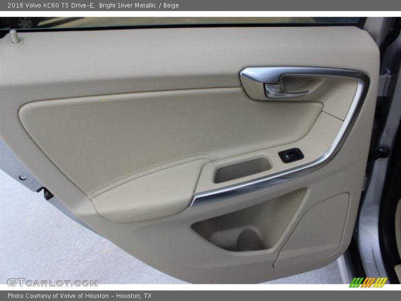 Bright Silver Metallic / Beige 2016 Volvo XC60 T5 Drive-E