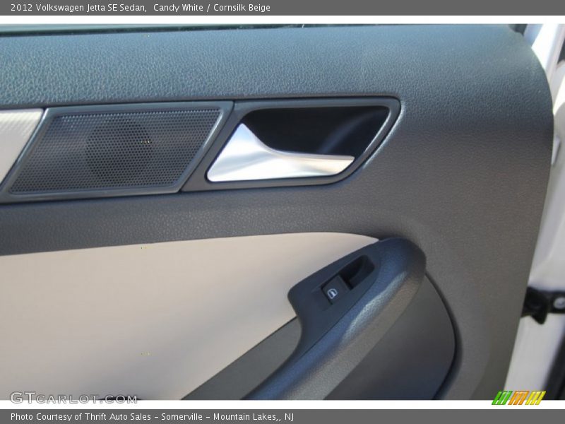 Candy White / Cornsilk Beige 2012 Volkswagen Jetta SE Sedan
