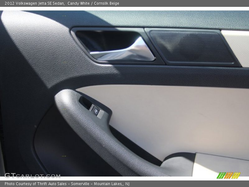 Candy White / Cornsilk Beige 2012 Volkswagen Jetta SE Sedan