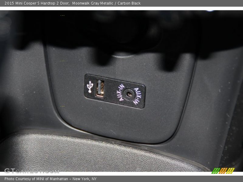Moonwalk Gray Metallic / Carbon Black 2015 Mini Cooper S Hardtop 2 Door
