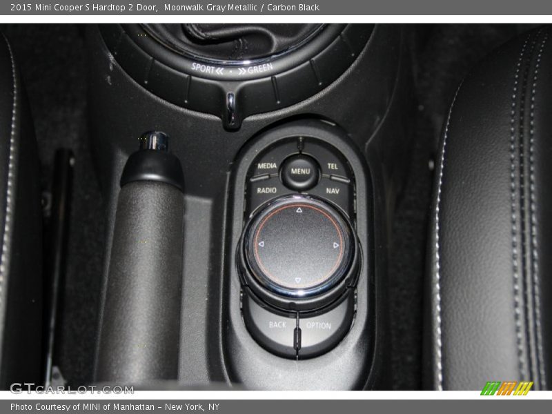 Moonwalk Gray Metallic / Carbon Black 2015 Mini Cooper S Hardtop 2 Door