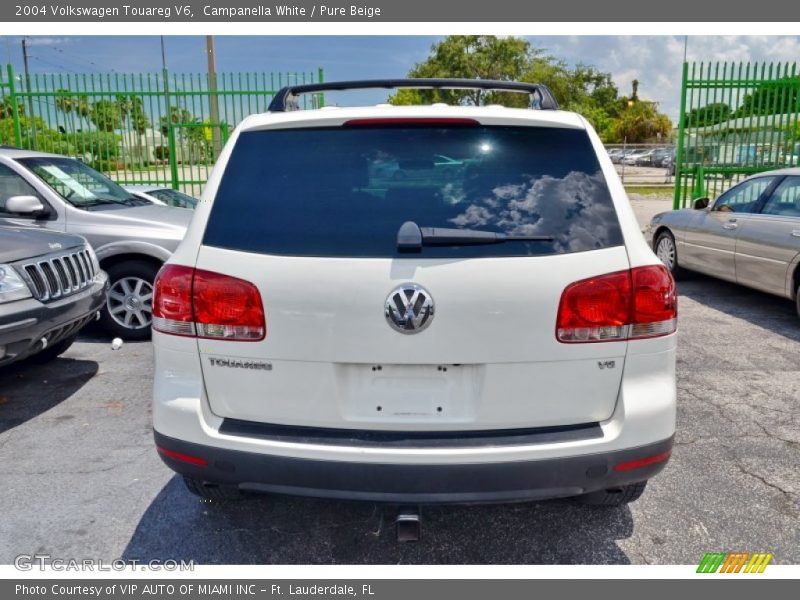 Campanella White / Pure Beige 2004 Volkswagen Touareg V6