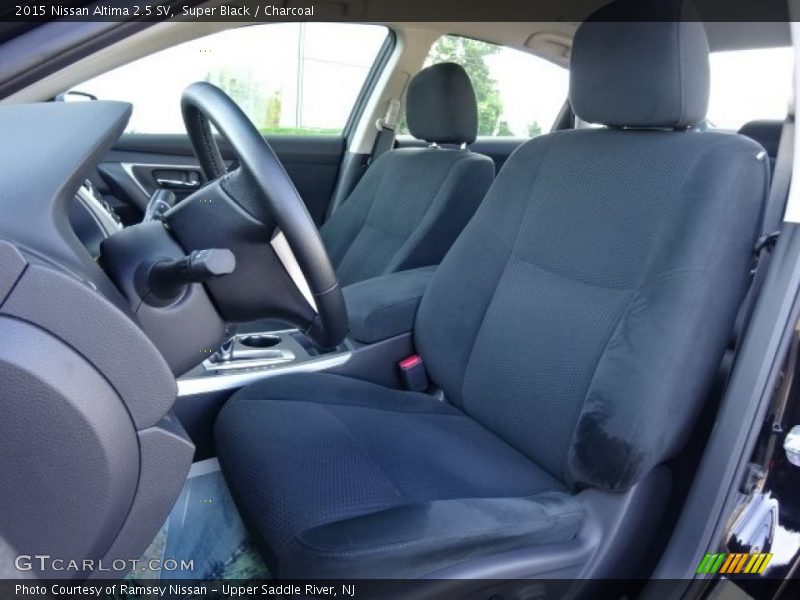 Super Black / Charcoal 2015 Nissan Altima 2.5 SV