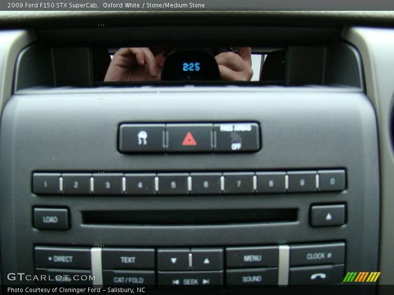 Oxford White / Stone/Medium Stone 2009 Ford F150 STX SuperCab