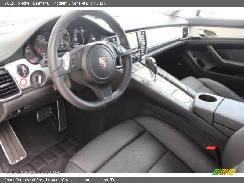 Rhodium Silver Metallic / Black 2015 Porsche Panamera
